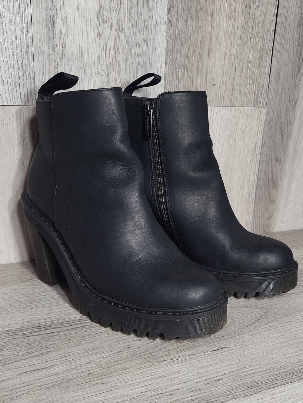 Dr Martens Magdalena Womens 6 Leather Chelsea Ankle Boots Chunky Heel Moto Y2K